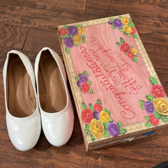 Jeffrey Campbell Bitsie pumps 6.5 white - Picture 3 of 3